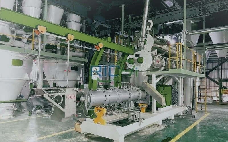 Indonesia floating fish feed plant