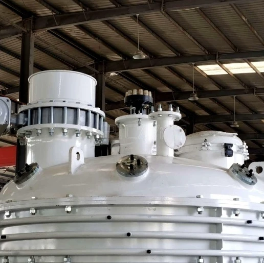 vacuum coater machine spraying device