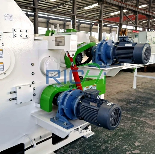 wood chipper machine hydraulic control